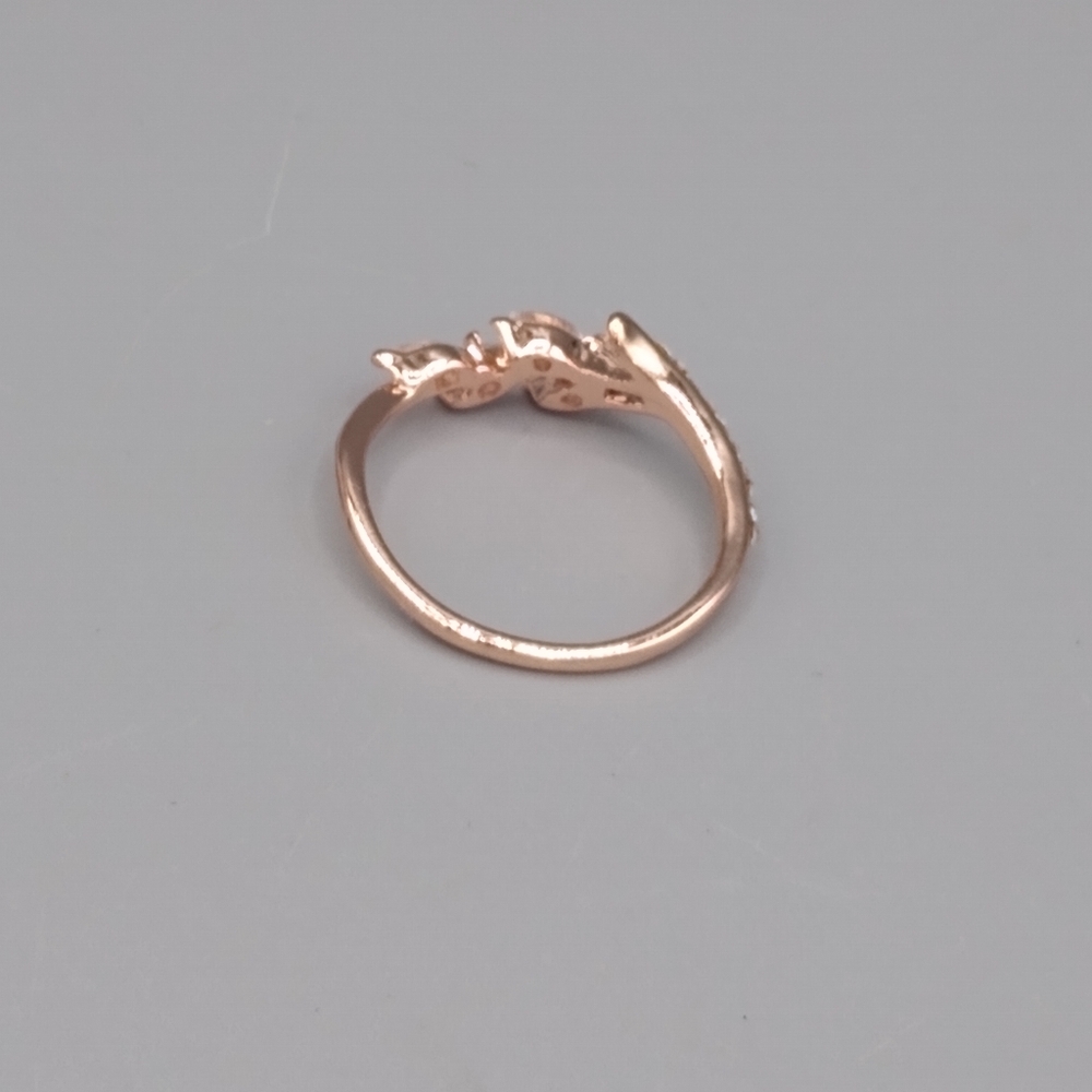 Rose Gold Tone Vine Rhinestone Leaf Pavé Ring Sizes 6, 7, 8, 9 - Picture 7 of 10